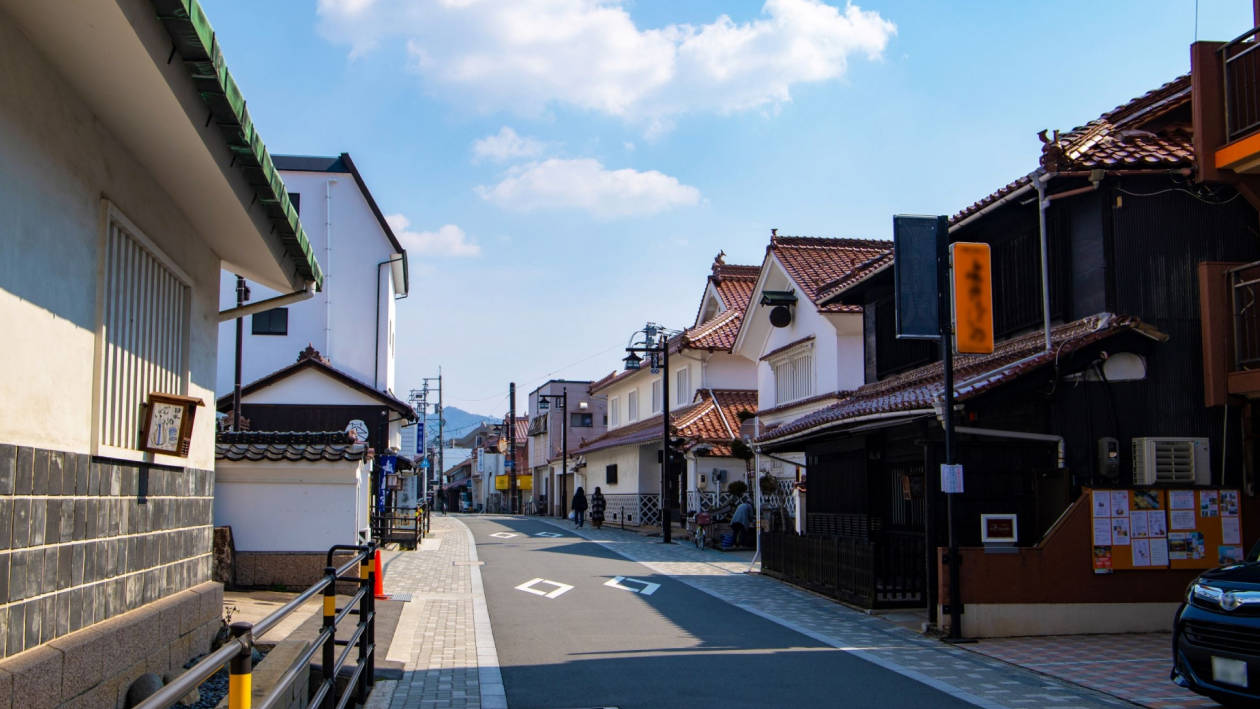 東広島市・西条酒蔵通り