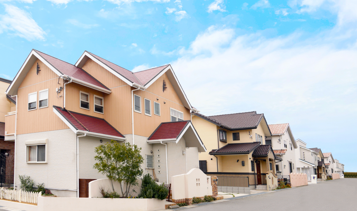 赤い屋根の家